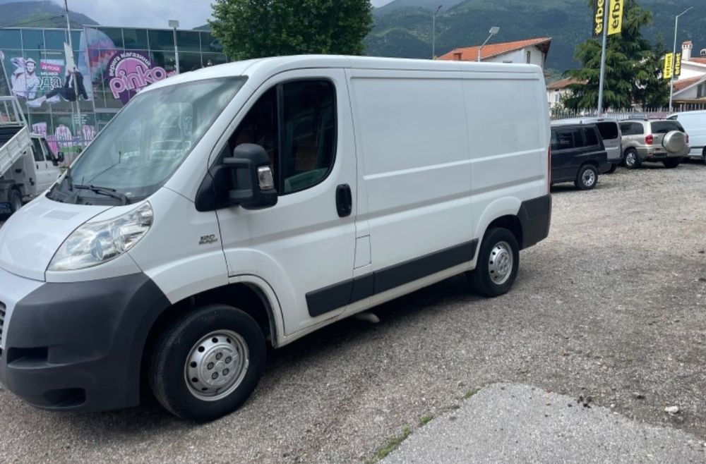 Бус и Автомобили под наем Падащ борд30лв 70лв