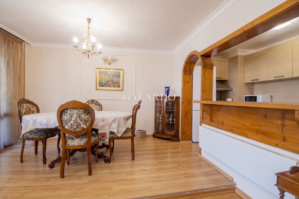 Дава се под наем Тристаен апартамент в София, Лозенец - 110 кв.м за 950 € - Снимка #4