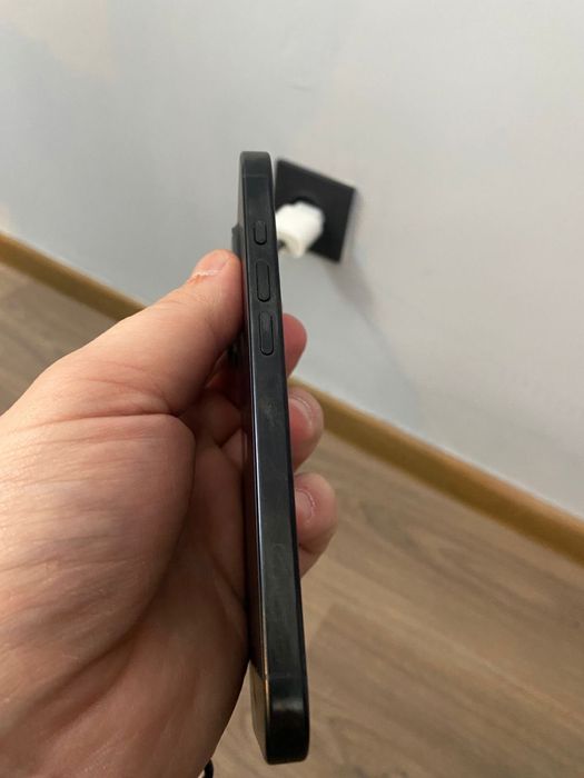 iphone 16 pro с гарантей