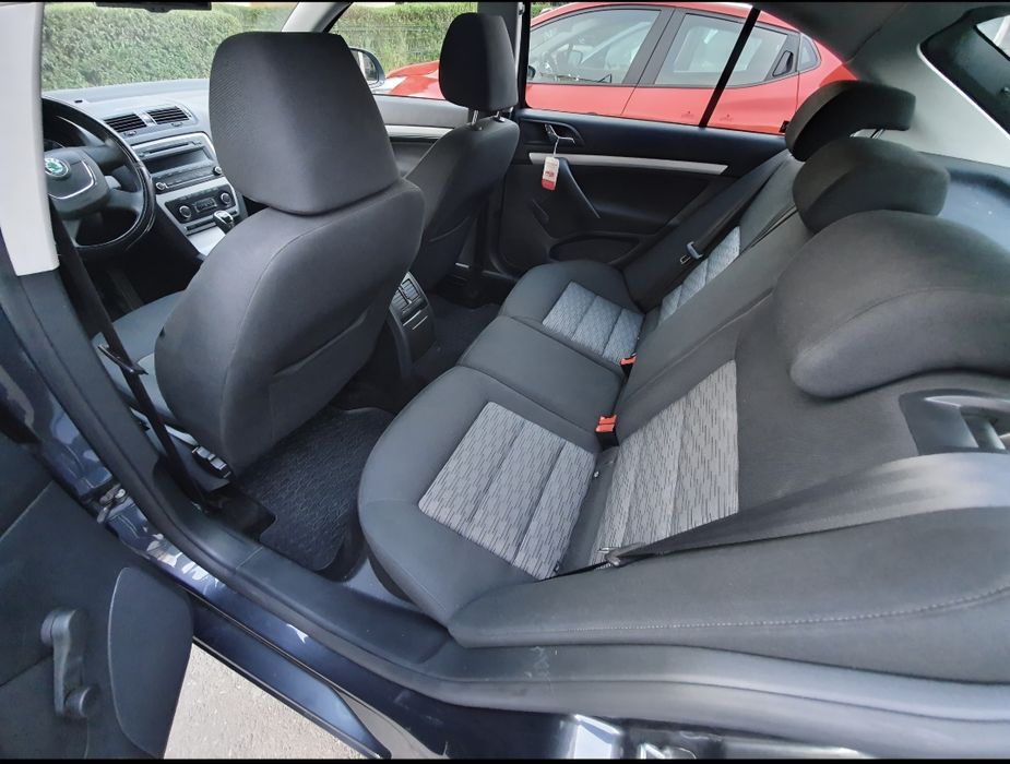 SKODA Octavia 2011 — imagine 4