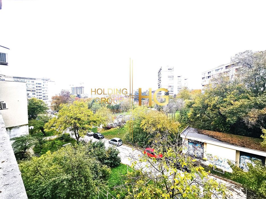 Продава се Четиристаен апартамент в Варна, Чайка - 125 кв.м за 1568 €/кв.м - Снимка #1