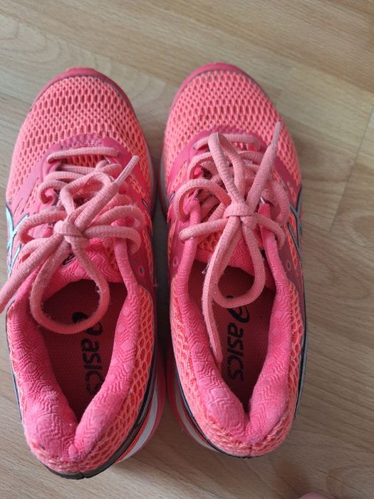 Детски маратонки Asics