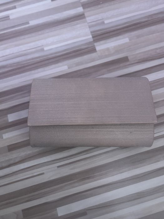 Официални чанти различни цветове