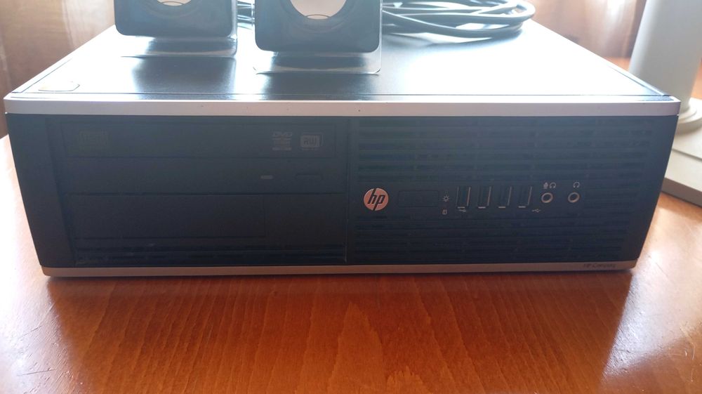 Компютър Комплект HP Compaq Pro 6305 + Монитор Fujitsu