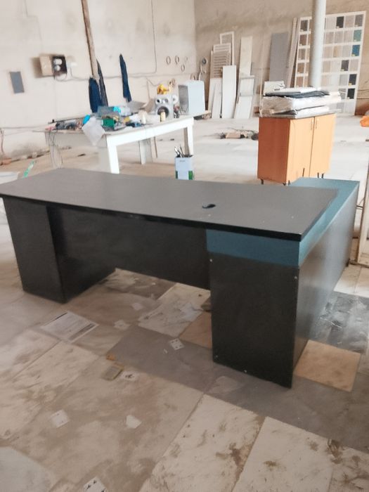 Стол компьютерный