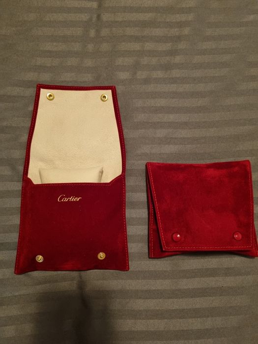 Оригинален велурен калъф за бижута  Cartier
