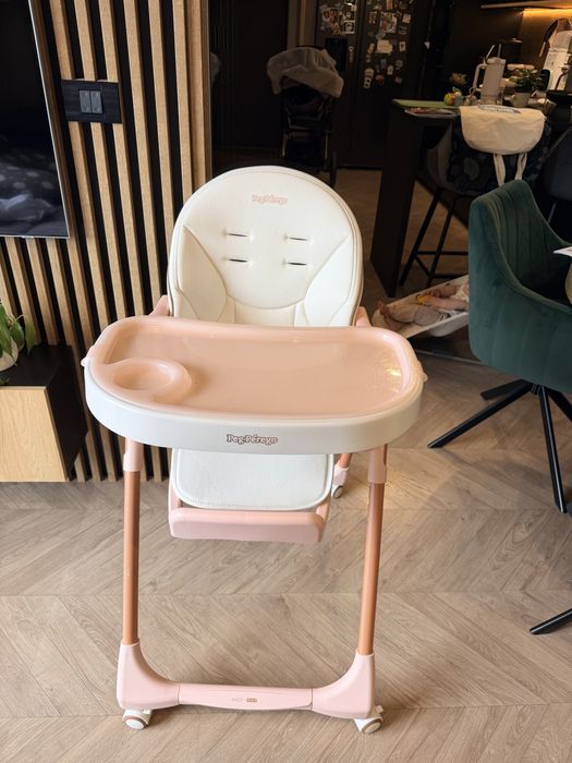 Scaun de masă Peg Perego Prima Pappa Zero Follow Me  ideal pentru diversificare