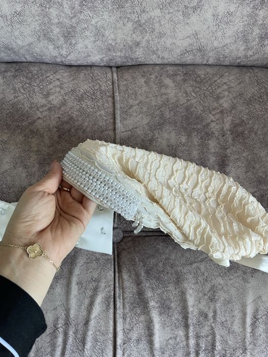 Платки новые красивые