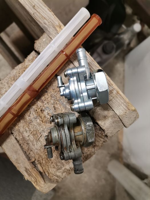 Вакумно кранче за гориво Honda Transalp 650 + цедка