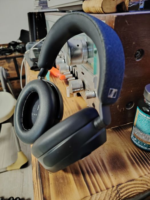 Căști Sennheiser Momentum 4 defecte