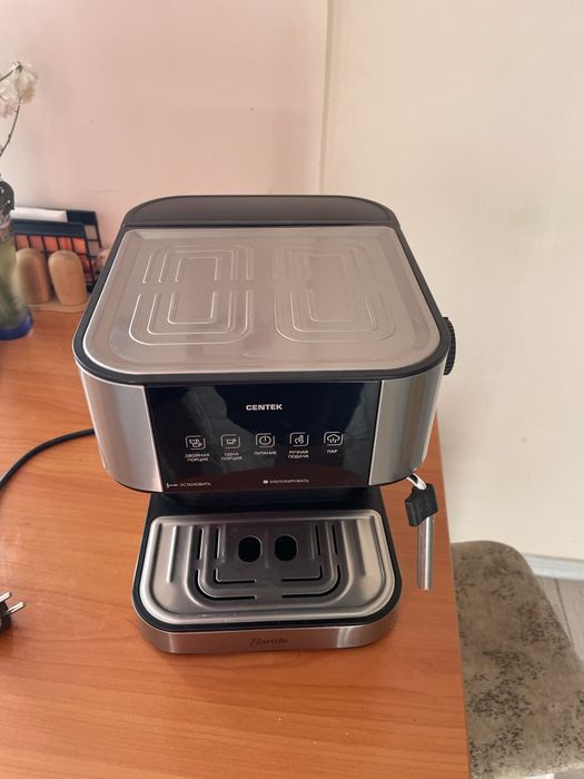 Кофеварка рожковая Centek СТ-1164