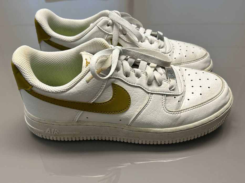 Маратонки Nike Air Force 1, номер 38