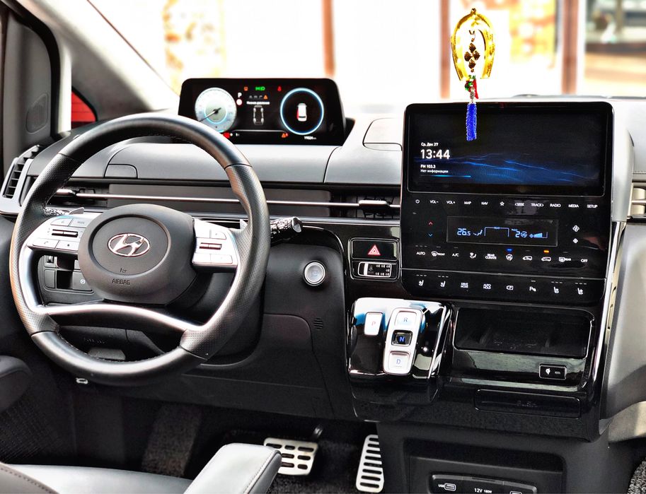 Hyundai Staria Lounge