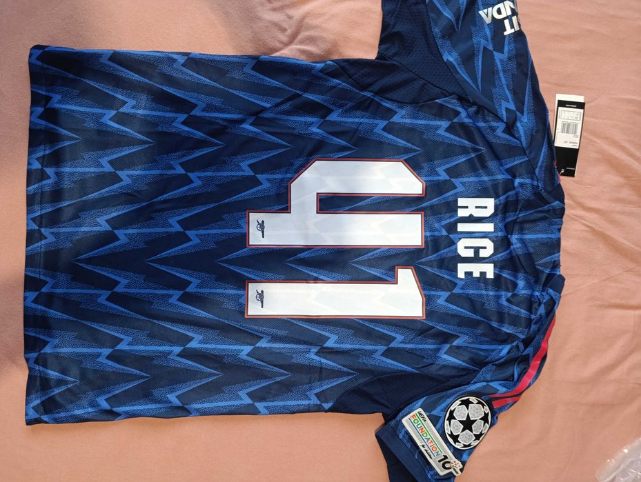 Футболни фланелки