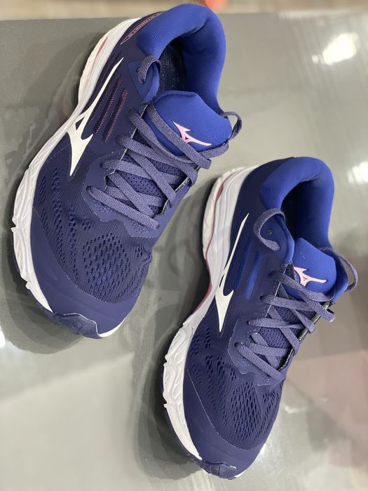 Маратонки Mizuno wave stream 2