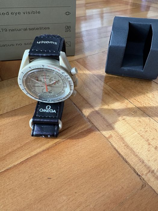 Mission to Jupitet Omega X Swatch