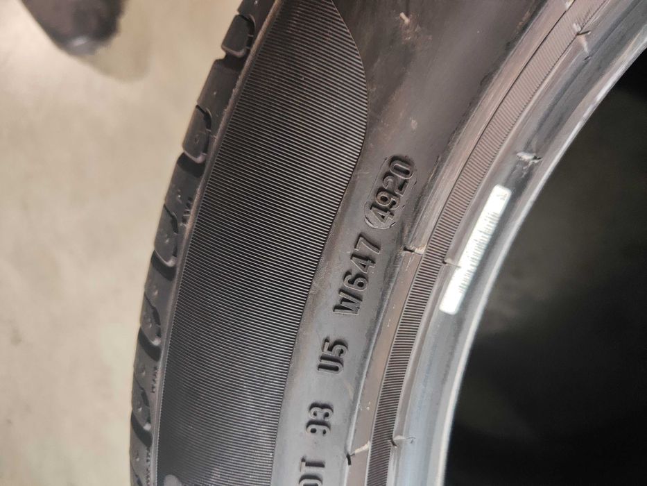 2бр.летни гуми 225/55/18 Pirelli