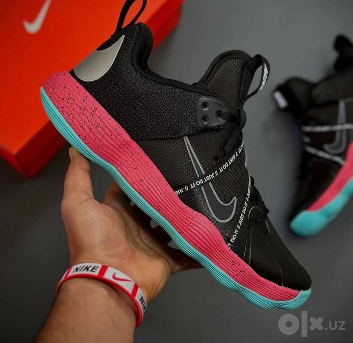 Nike basketball  .