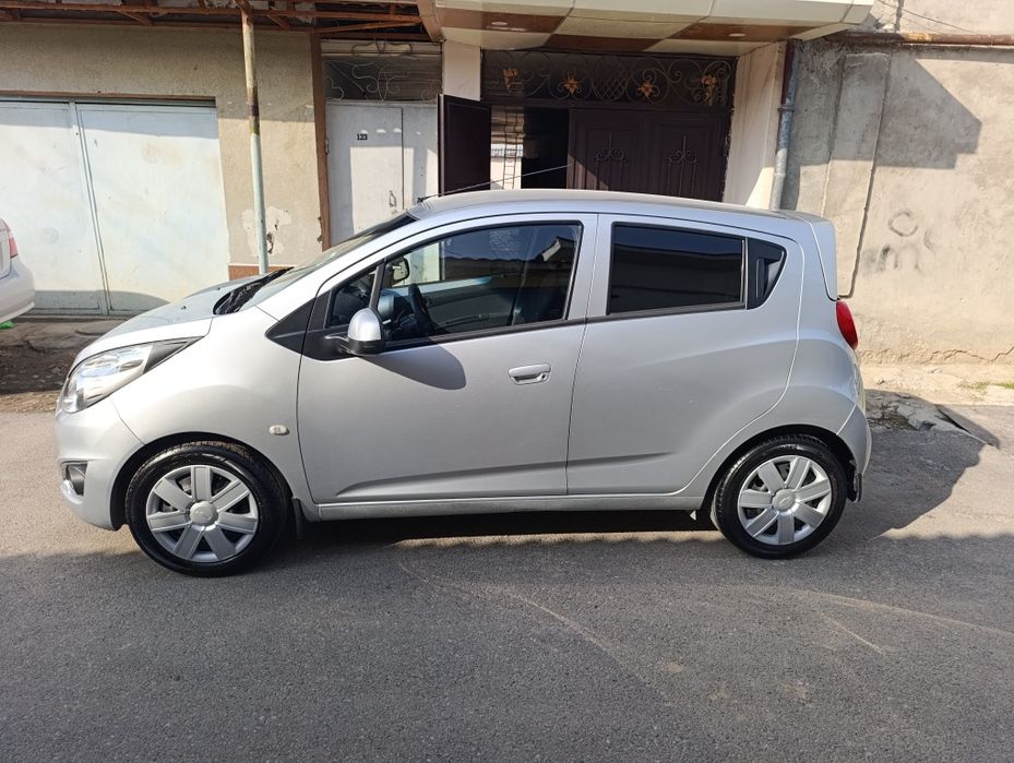 Arenda Spark gazi bor