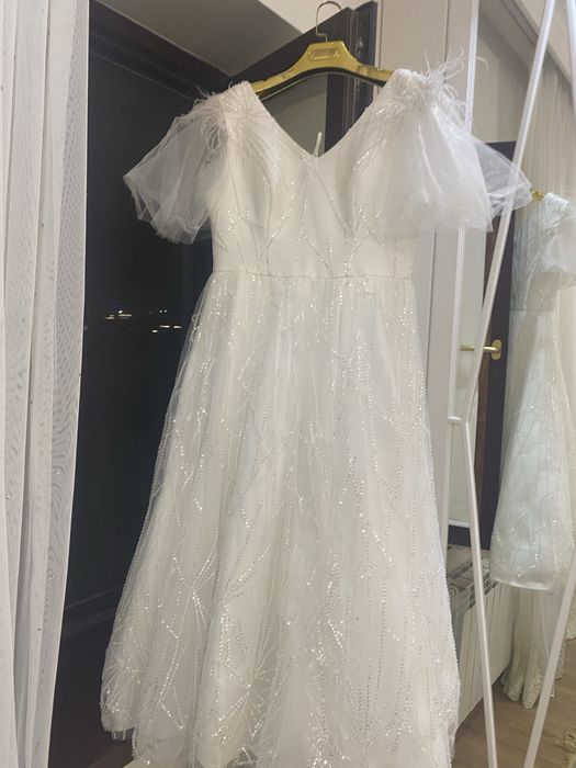 Платье вечерние