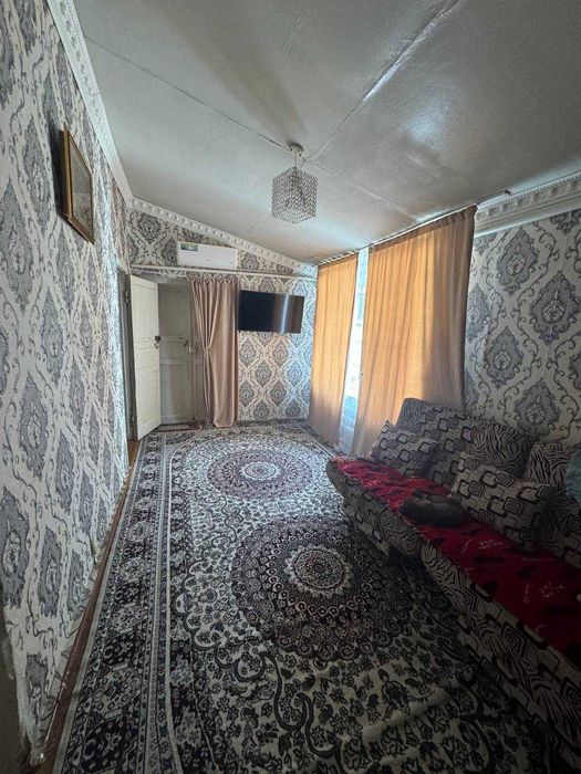 Продам дом махалля А.Тимура 1,5соток 6комнат угловая