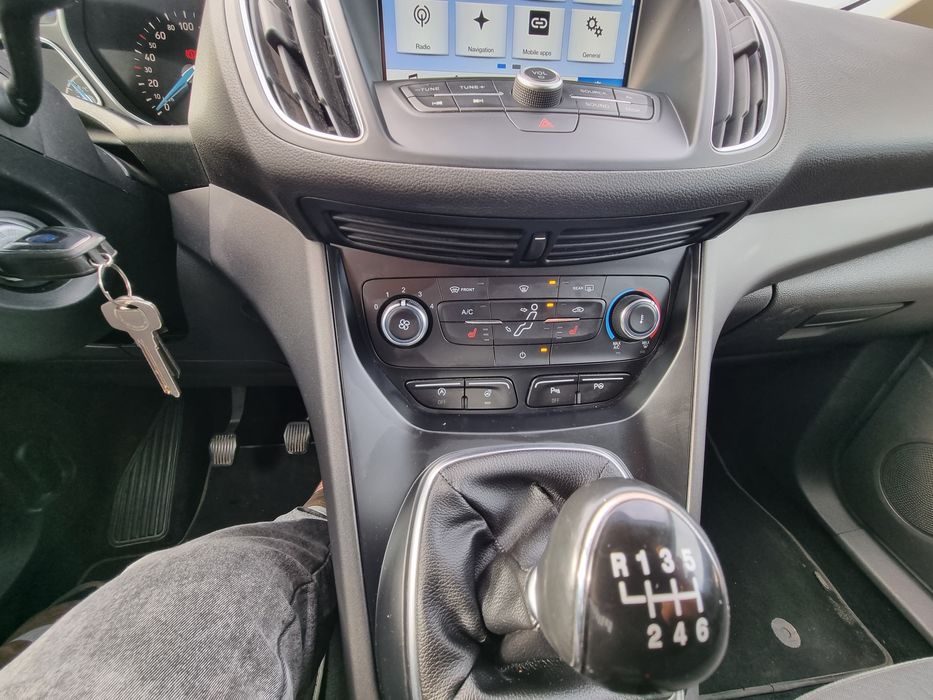 FORD C-Max 2016 — imagine 4