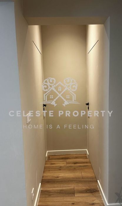 Дава се под наем Тристаен апартамент в София, Център - 70 кв.м за 1250 € - Снимка #9