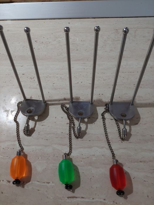 Swingere/ hangere/ snag ears: carp spirit, hakuyo