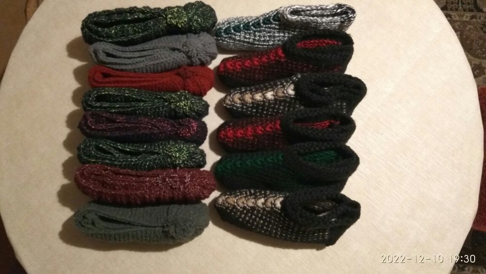 Мъжки терлици - 2модела, различни разцветки, ръчно плетени