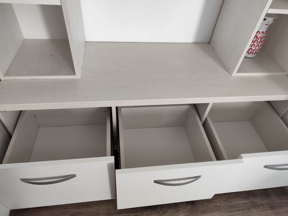 Mobila cameră tineret