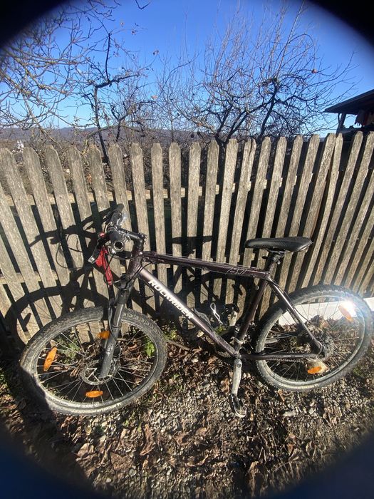 Bicicleta rockrider foarte buna! 1200 schimb cu kendama în stare buna