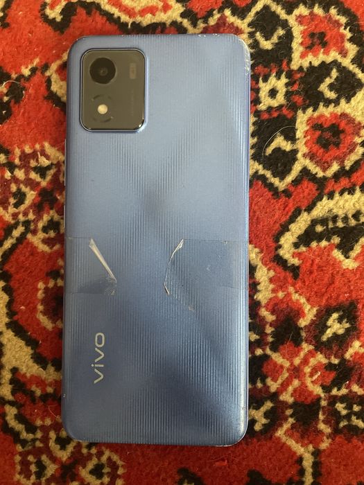 Продам телефон vivo Y01 торг