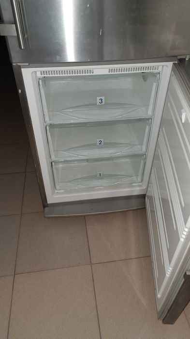 Хладилник с фризер Либхер