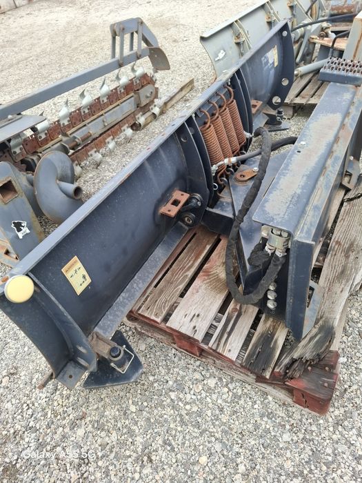 Lamă buldozer originală CAT hidraulică pt mini încărcător frontal