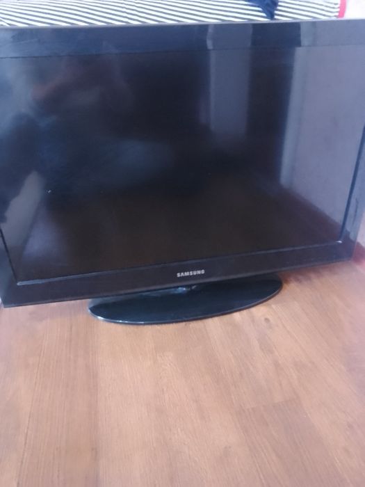 Телевизор не смарт.