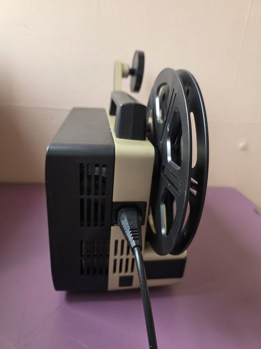 Филмов проектор, ретро кино EUMIG 614D