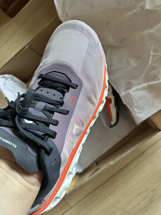 Кроссовки On Running