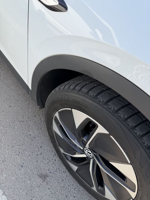 Wolksvagen id4 pure +