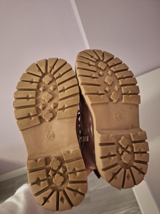 Bocanci caldurosi marimea 26