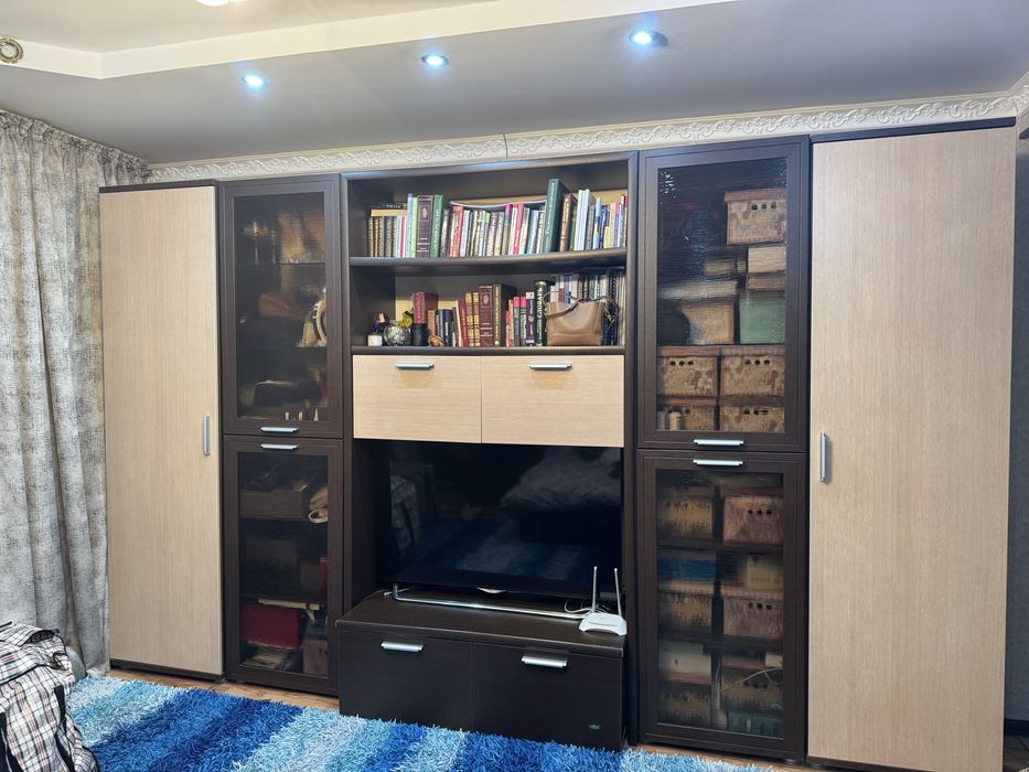 Гарнитур ( стенка) для гостиной