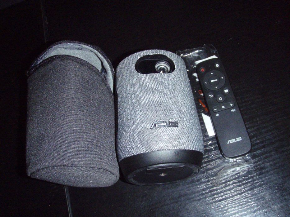 Videoproiector Asus ZenBeam Latte L1 cu baterie wifi si bluetooth, nou