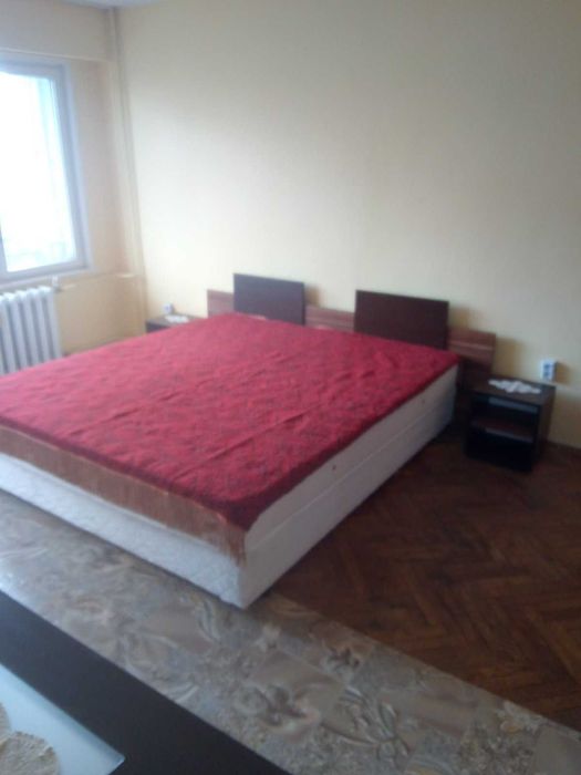 Дава се под наем Двустаен апартамент в Бургас, Зорница - 62 кв.м за 225 € - Снимка #2