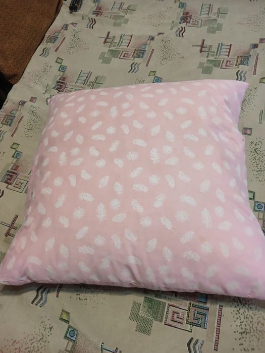 Продам подушку б/у