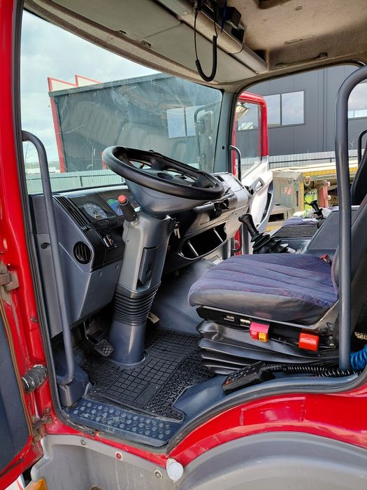 Mercedes atego 818L