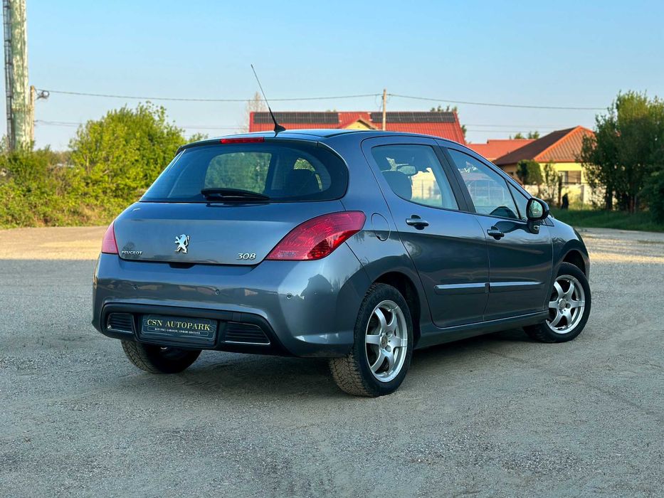 Peugeot 308 1.6i 150 CP | AN 2008 EURO 4 | Panoramic | CLIMA | Senzori parcare | CASH sau RATE | Garantie | Livrare