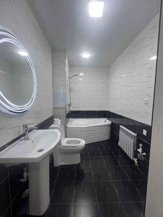 Сдаётся современная 2-комнатная квартира рядом с метро Юнус Раджаби.