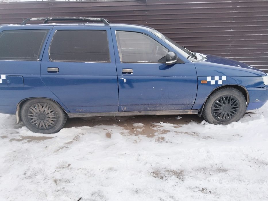 Продам машину ваз 2111