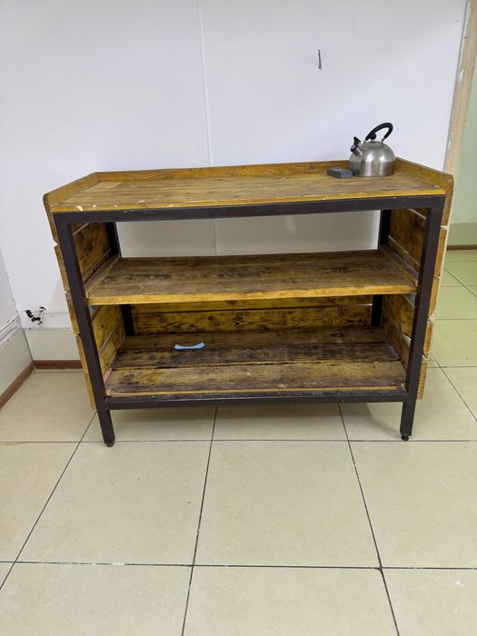 Продам стеллаж кухонный