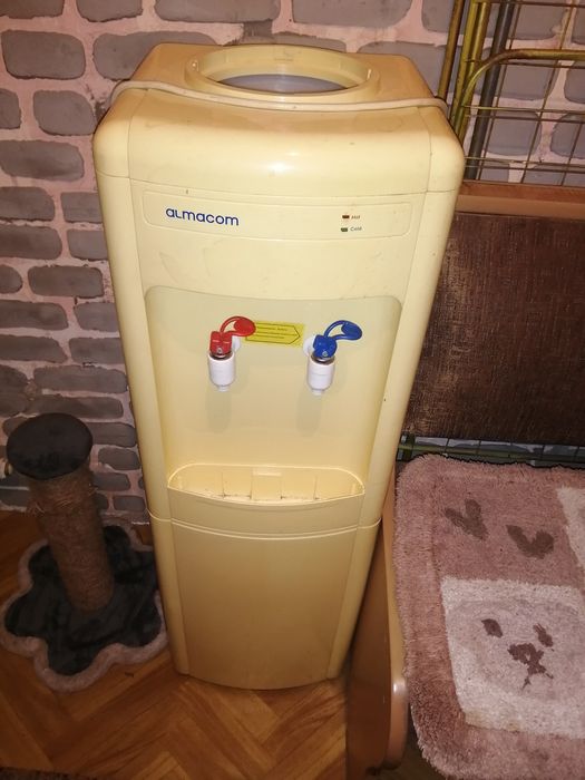 Продам кулер для воды