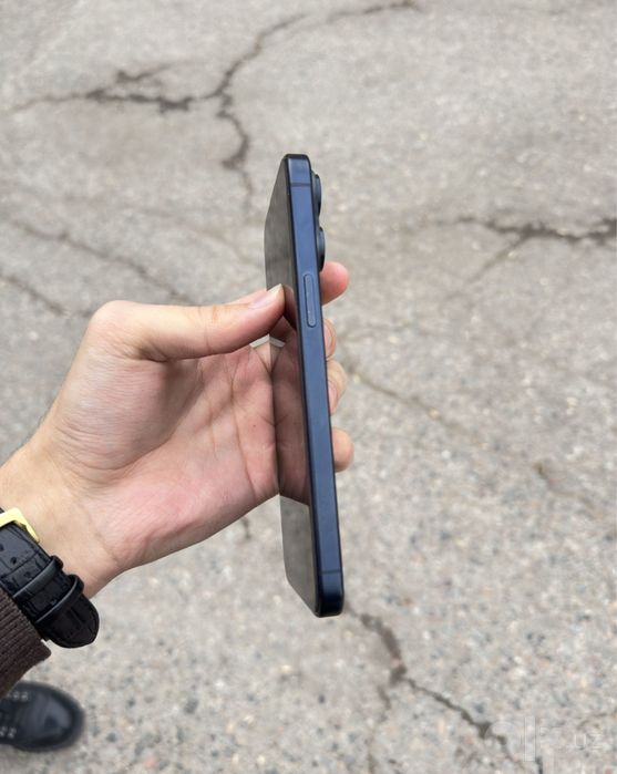 Iphone 15 pro max 256gb sotladi